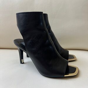 DKNY Opened Toe Heel Size 8